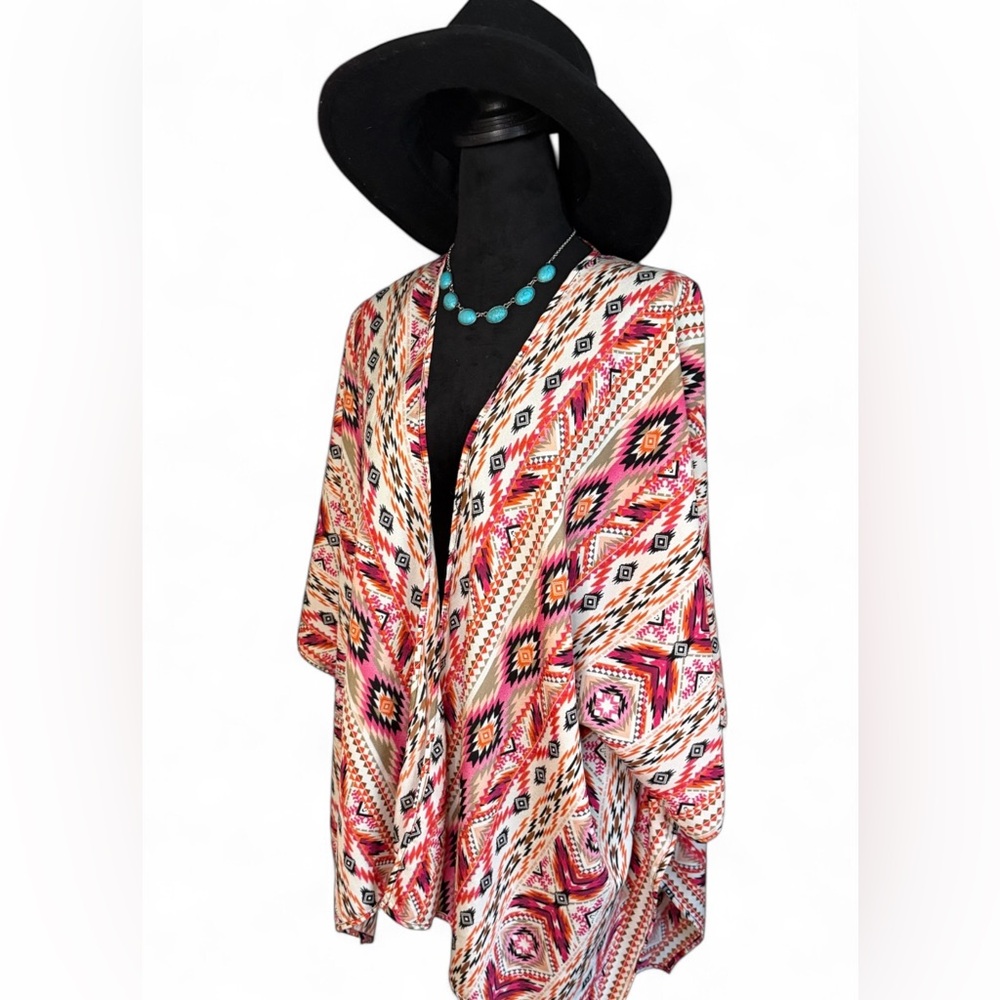 Multicolor Western Patterned Lace Back kimono - Picture 3 of 6